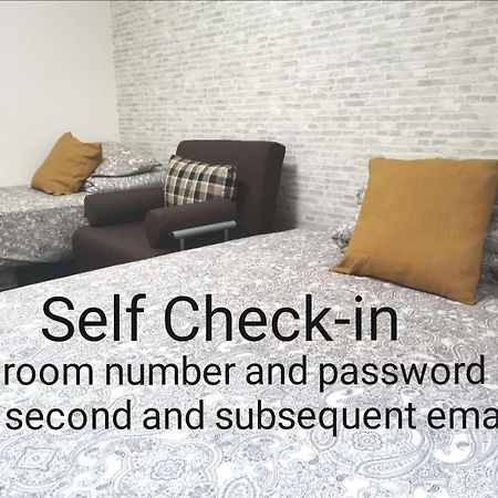 Xl House-Self Check In- Will Send Room Number And Password Токио Екстериор снимка